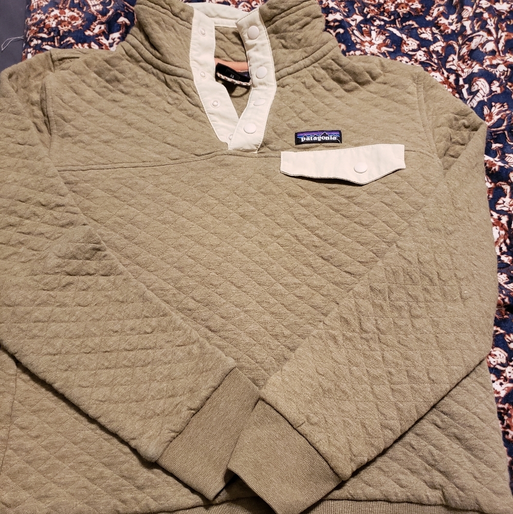 Patagonia pullover size xs